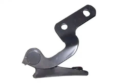 Петля багажника R Amulet CHERY A11-5605410