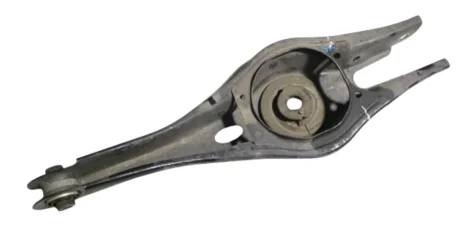 Рычаг задний R под пружину HYUNDAI Ioniq AE 16-22, i-30 PD 17-, KIA Niro DE 16-, Ceed CD 18-, XCEED 19- MOBIS 55220G2100