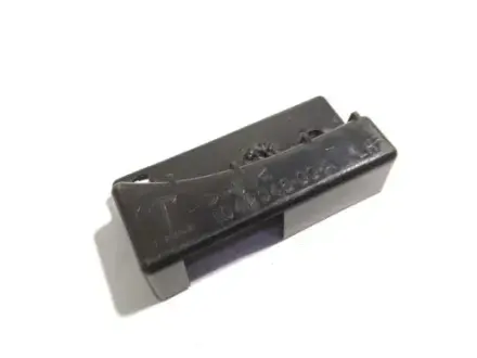 Кронштейн заднего бампера L Model S 12-16 Б.У. TESLA 1042046-00-A