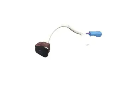 Кнопка открывания дверей задней R матовая Model 3 18-23, Model Y 20- Б.У. TESLA 109495902-G