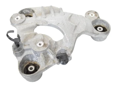 Кронштейн компресора кондиціонера Model 3 18-23 Б.У. TESLA 1110711-00-B