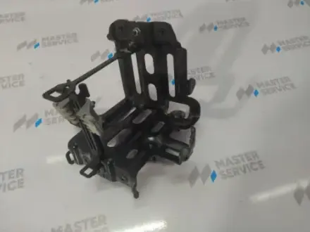 Кронштейн аккумулятора Model 3 18-23 Б.У. TESLA 1119120-00-D